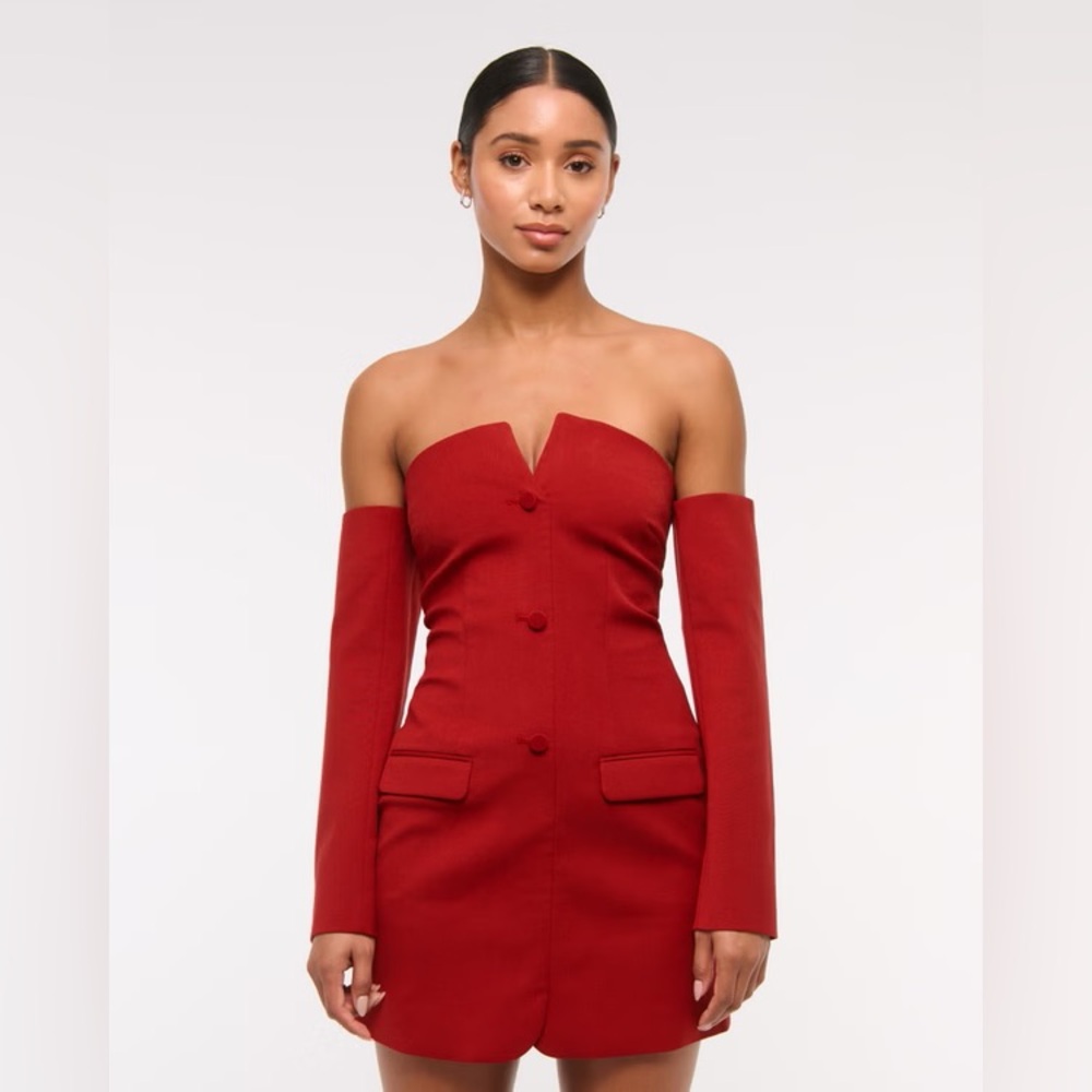 The A&F Mara Off-The-Shoulder Mini size large tall